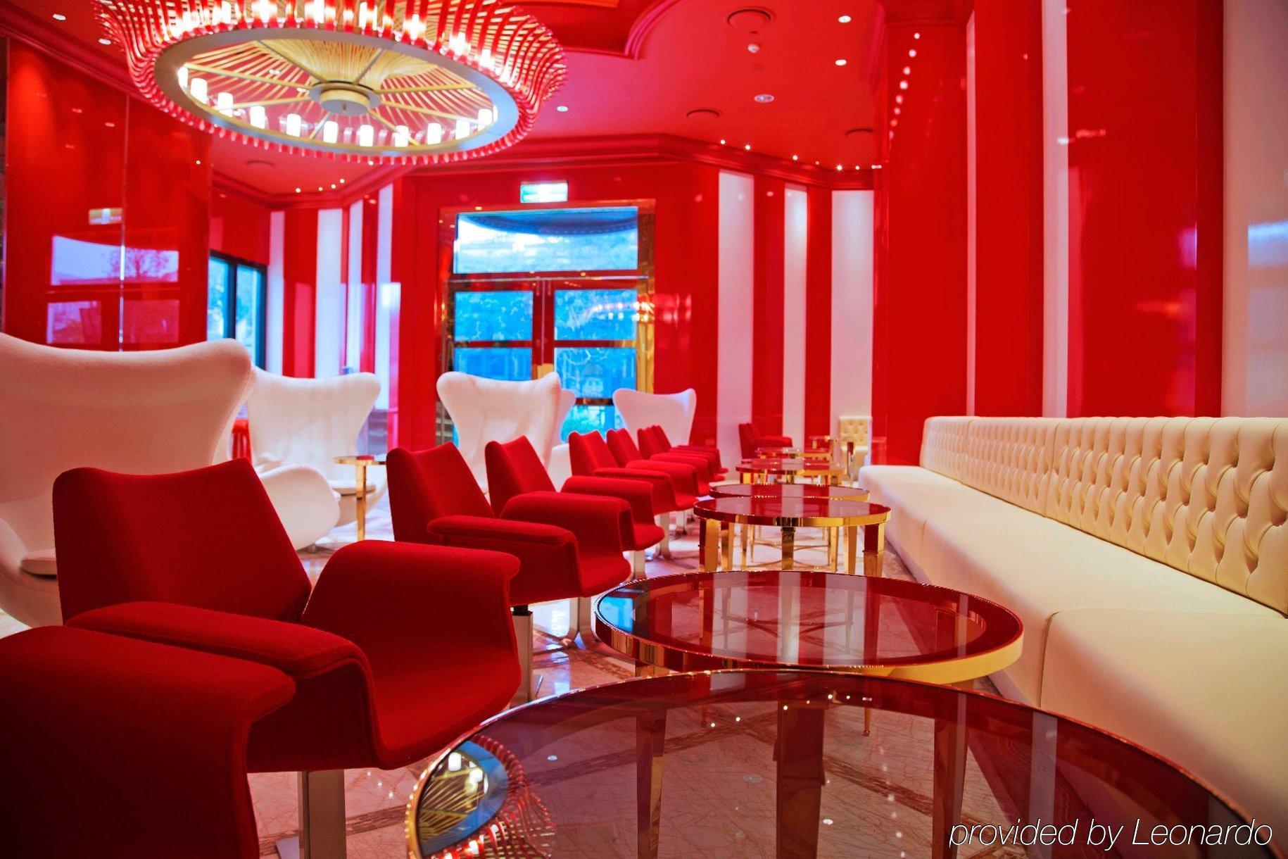 The Lin Hotel Тайчжун Экстерьер фото Interior of the restaurant